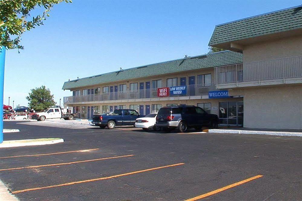 Motel 6-Fort Stockton, Tx Bagian luar foto